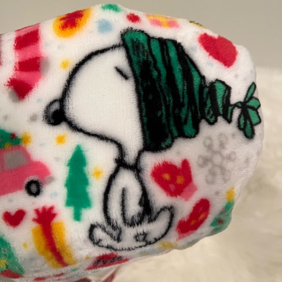 *BRAND NEW* Snoopy Peanuts Christmas Blanket - Queen Size - Picture 4 of 4